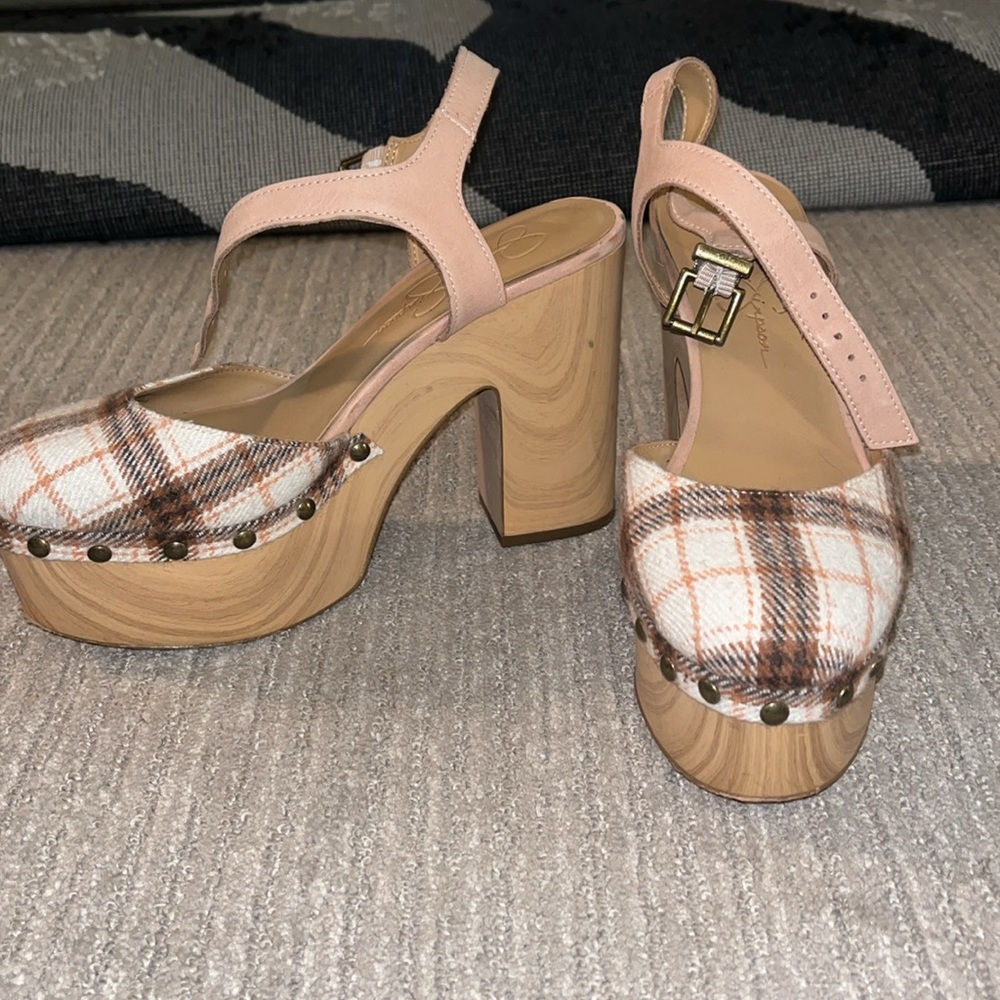 Jessica Simpson plaid platform Maryjane’s